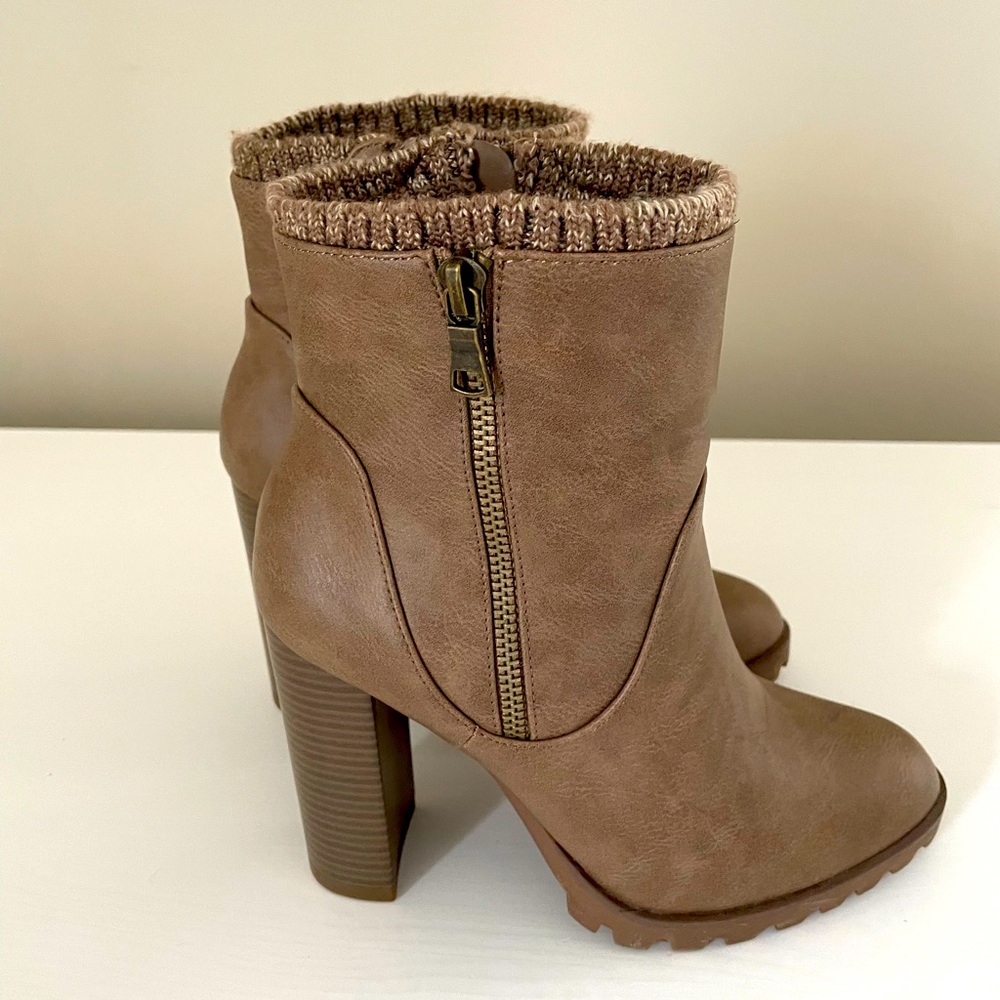 Just Fab Carlina Booties Like New